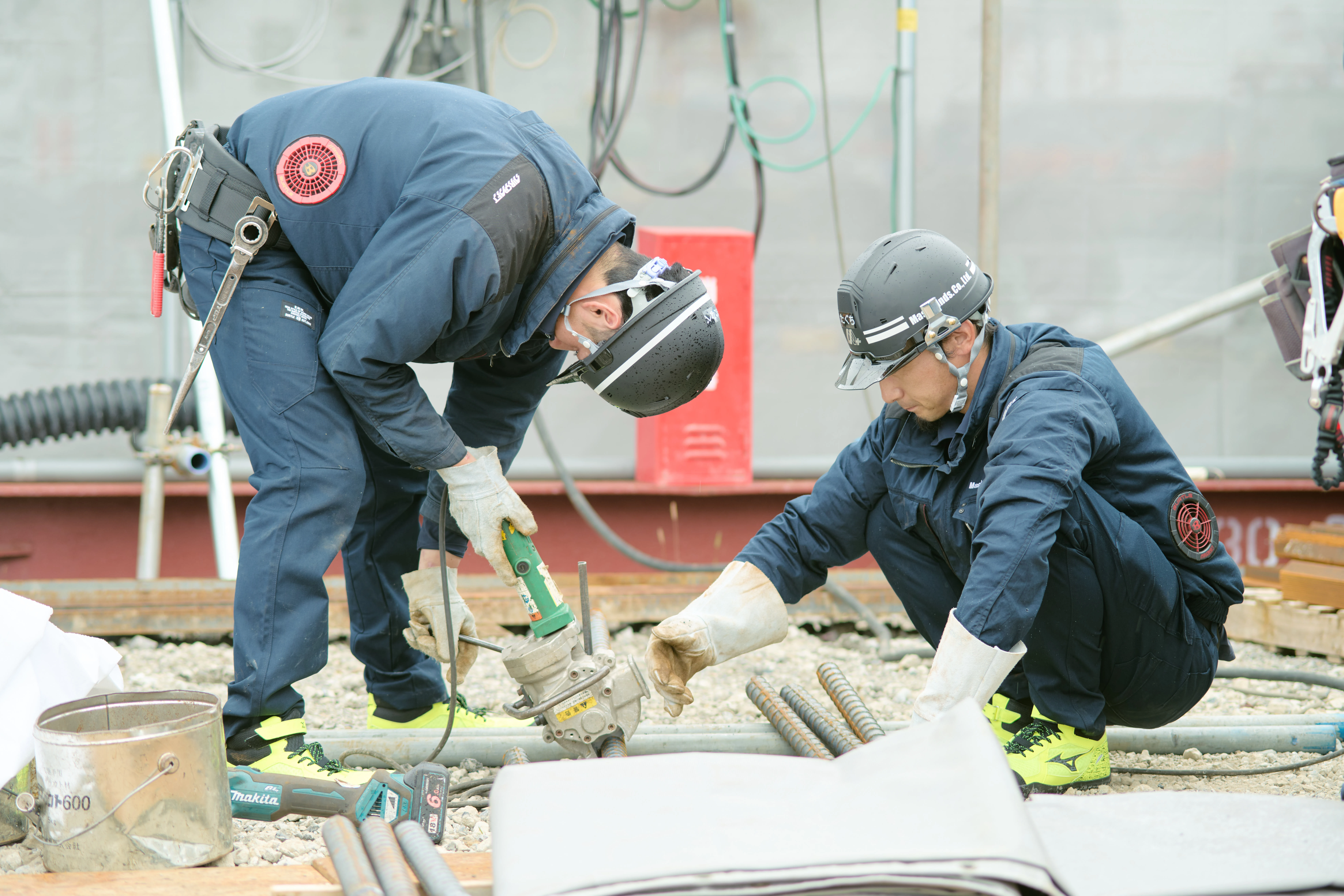 募集要項と福利厚生